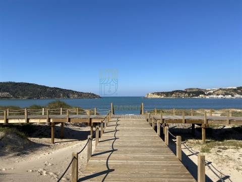 Moradias T3 com Piscina e Garagem em Salir do Porto