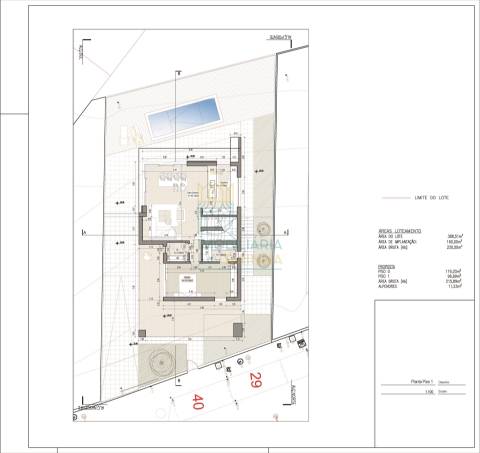 Moradia T3 com Piscina e Garagem em Salir do Porto