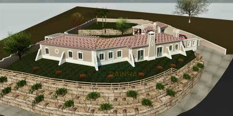 Moradia Térrea T3 com Piscina e Garagem | Lote 1.200 m² | Próxima de Caldas da Rainha