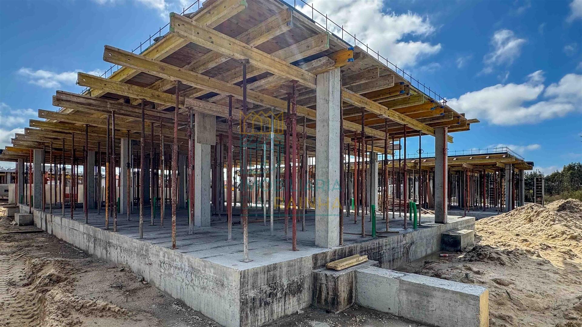 Moradia T3 com Piscina perto de Óbidos