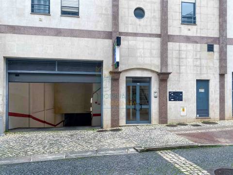 Lugares de Garagem no Centro de Caldas da Rainha