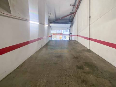 Lugares de Garagem no Centro de Caldas da Rainha