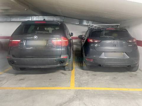 Lugares de Garagem no Centro de Caldas da Rainha