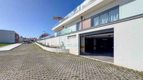 Apartamento T3 com Piscina – Salir do Porto