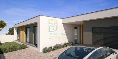 Moradia T4 com Piscina e Garagem – Entre as Caldas e a Foz do Arelho