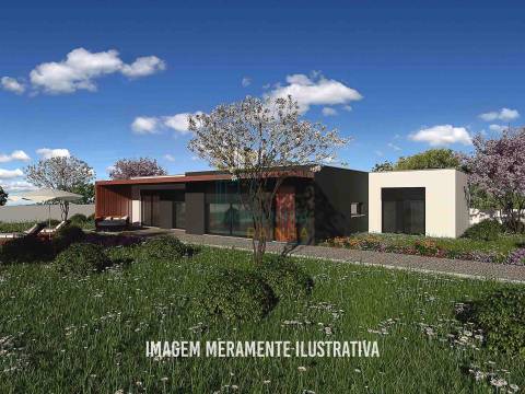 Ruína com terreno em Caldas da Rainha