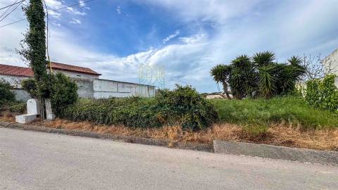 Terreno Urbanizável no centro do Vau, Óbidos