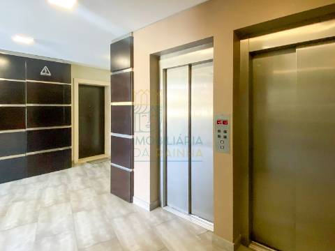 Apartamento T2 Venda em Caldas da Rainha - Nossa Senhora do Pópulo, Coto e São Gregório,Caldas da Rainha