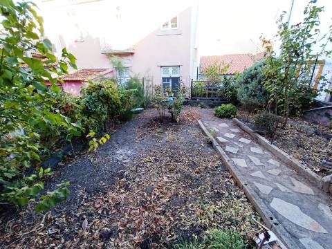 Moradia em Banda T9 Venda em Castelo Branco,Castelo Branco