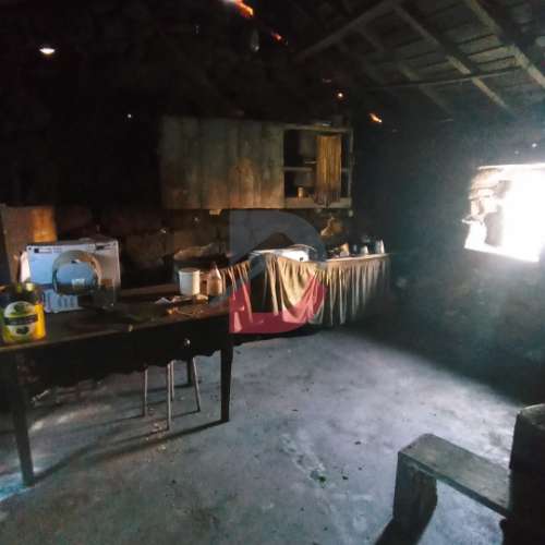 Moradia T2  para restaurar