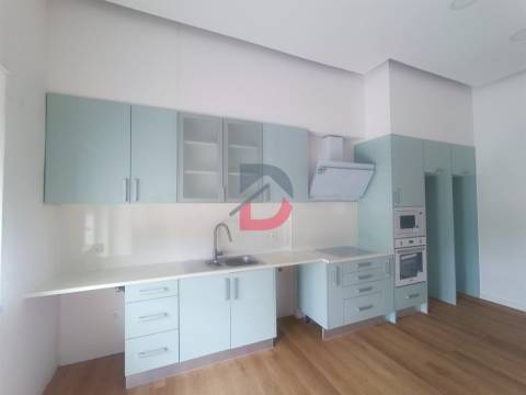 Apartamento T3 com Terraço