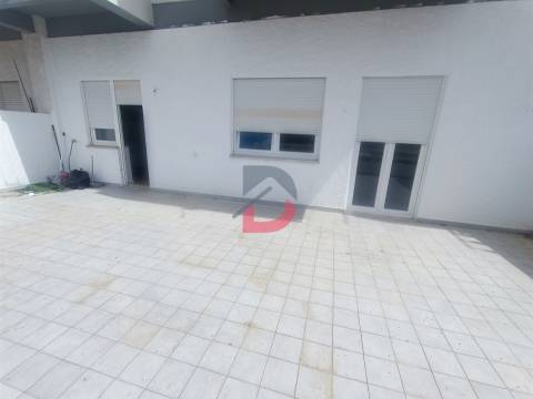 Apartamento T3 com Terraço