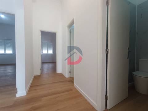 Apartamento T3 com Terraço