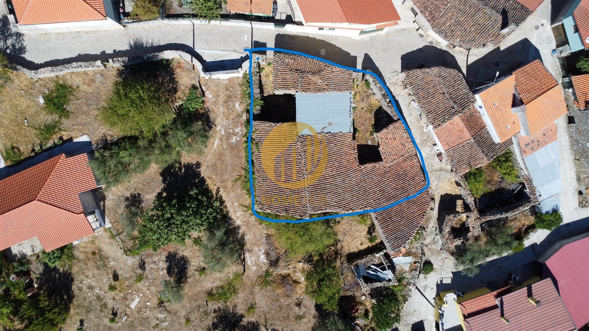 Moradia para Restaurar T5 Venda em Seixo de Ansiães,Carrazeda de Ansiães