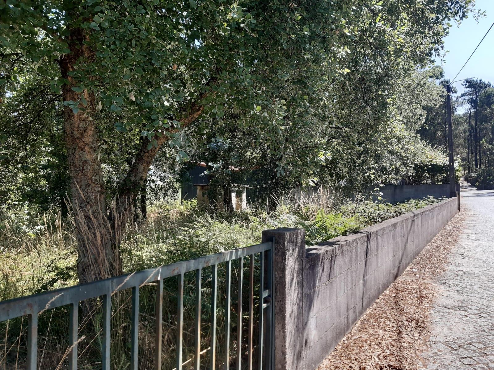 Terreno Urbano para Construção – Rua dos 4 Caminhos, Barcelos