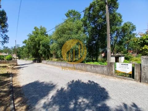 Terreno Urbano para Construção – Rua dos 4 Caminhos, Barcelos