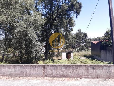 Terreno Urbano para Construção – Rua dos 4 Caminhos, Barcelos