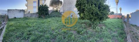 Excelente oportunidade para construir a casa dos seus sonhos ou investir com segurança