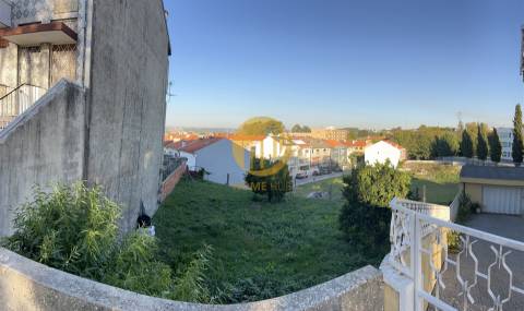 Excelente oportunidade para construir a casa dos seus sonhos ou investir com segurança