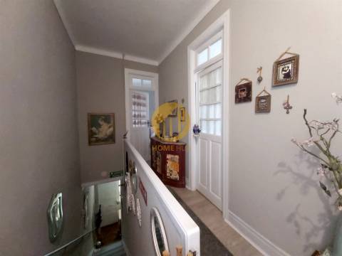 &#127969; Andar Moradia V4 (transformada em V3) em Coimbrões – Vila Nova de Gaia