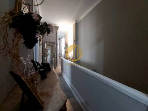 &#127969; Andar Moradia V4 (transformada em V3) em Coimbrões – Vila Nova de Gaia