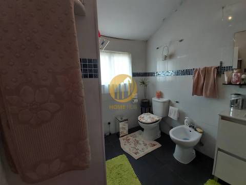 &#127969; Andar Moradia V4 (transformada em V3) em Coimbrões – Vila Nova de Gaia