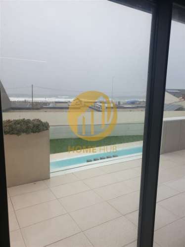 T1 com Piscina, Vista Mar, Garagem e Terraço – Perafita/Lavra