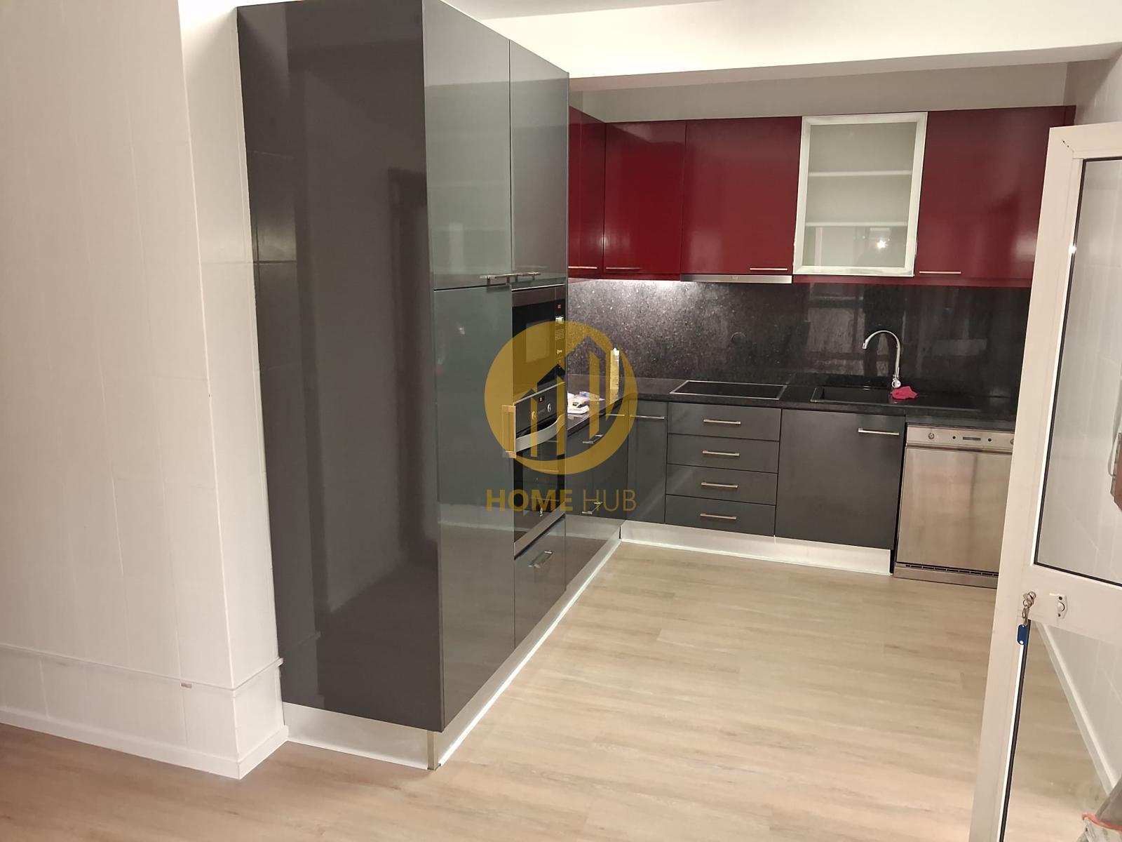 Apartamento T2, com cozinha renovada, em Baguim do Monte