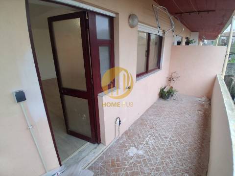 Apartamento T2, Renovado, Electrodomésticos novos incluídos