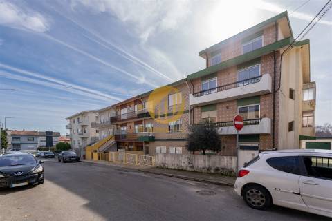 Apartamento T3 Duplex na Maia