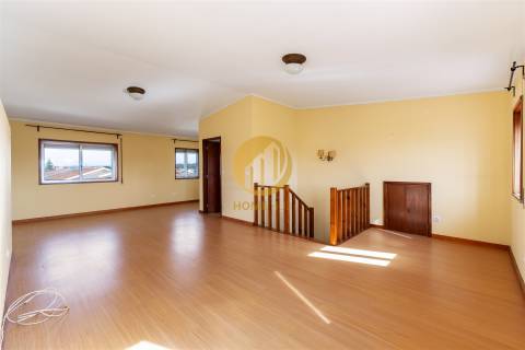 Apartamento T3 Duplex na Maia