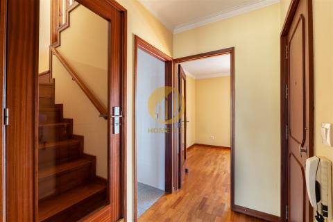 Apartamento T3 Duplex na Maia