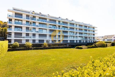 Apartamento T2 de Luxo Frente-Rio com Piscina Interior | Caminha