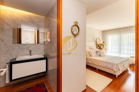 Apartamento T2 de Luxo Frente-Rio com Piscina Interior | Caminha