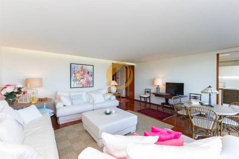 Apartamento T2 de Luxo Frente-Rio com Piscina Interior | Caminha