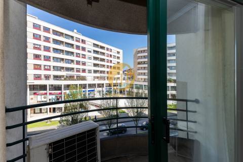 OPORTUNIDADE ÚNICA - IMÓVEL PRONTO A HABITAR NUMA DAS ZONAS MAIS VALORIZADAS DE PAREDES!