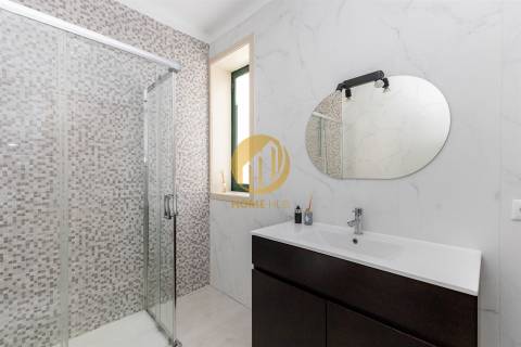 OPORTUNIDADE ÚNICA - IMÓVEL PRONTO A HABITAR NUMA DAS ZONAS MAIS VALORIZADAS DE PAREDES!