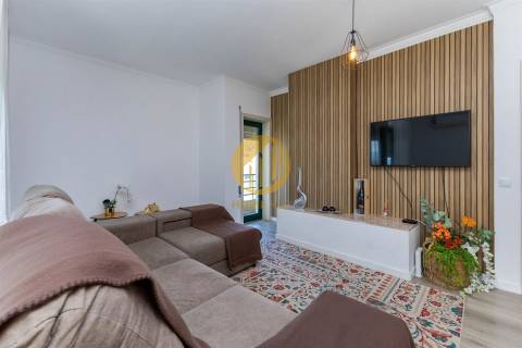 OPORTUNIDADE ÚNICA - IMÓVEL PRONTO A HABITAR NUMA DAS ZONAS MAIS VALORIZADAS DE PAREDES!