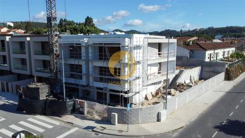 Moradia T3 Geminada com Jardim e Garagem | Alfena, Porto