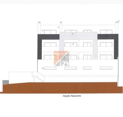 Terreno com projeto para 5+5 apartamentos