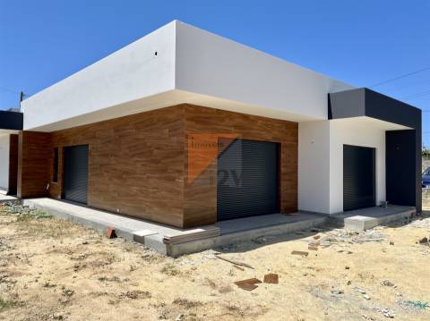 Moradia Isolada T3 Venda em Souto da Carpalhosa e Ortigosa,Leiria