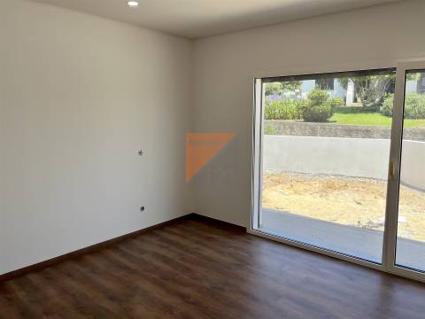 Moradia Isolada T3 Venda em Souto da Carpalhosa e Ortigosa,Leiria