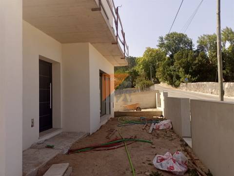 Moradia Geminada T4 Venda em Nossa Senhora da Piedade,Ourém