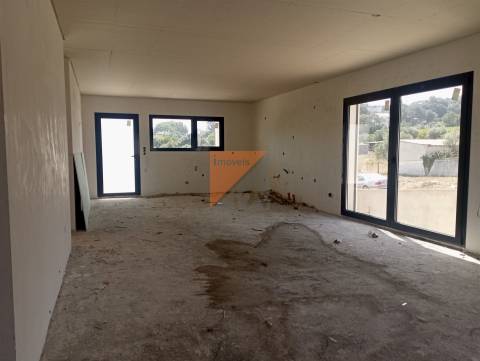 Moradia Geminada T4 Venda em Nossa Senhora da Piedade,Ourém