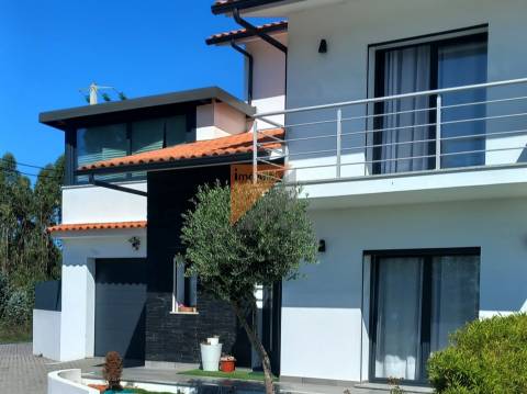 Moradia T3 Maceira Leiria