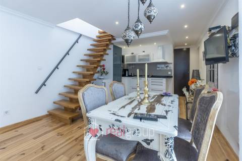 Apartamento T1 DUPLEX Venda em Santa Maria Maior,Lisboa