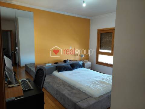 Apartamento T3 Arrendamento em Santo António dos Cavaleiros e Frielas,Loures