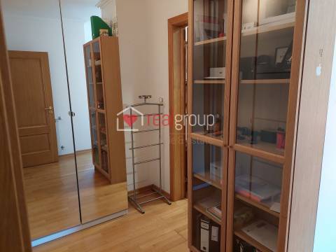 Apartamento T3 Arrendamento em Santo António dos Cavaleiros e Frielas,Loures