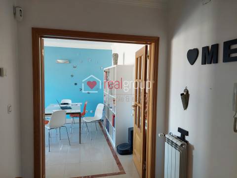 Apartamento T3 Arrendamento em Santo António dos Cavaleiros e Frielas,Loures
