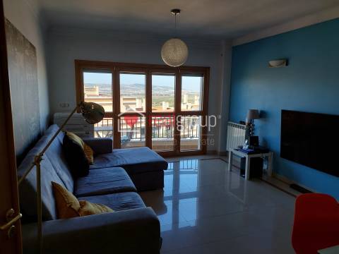 Apartamento T3 Arrendamento em Santo António dos Cavaleiros e Frielas,Loures